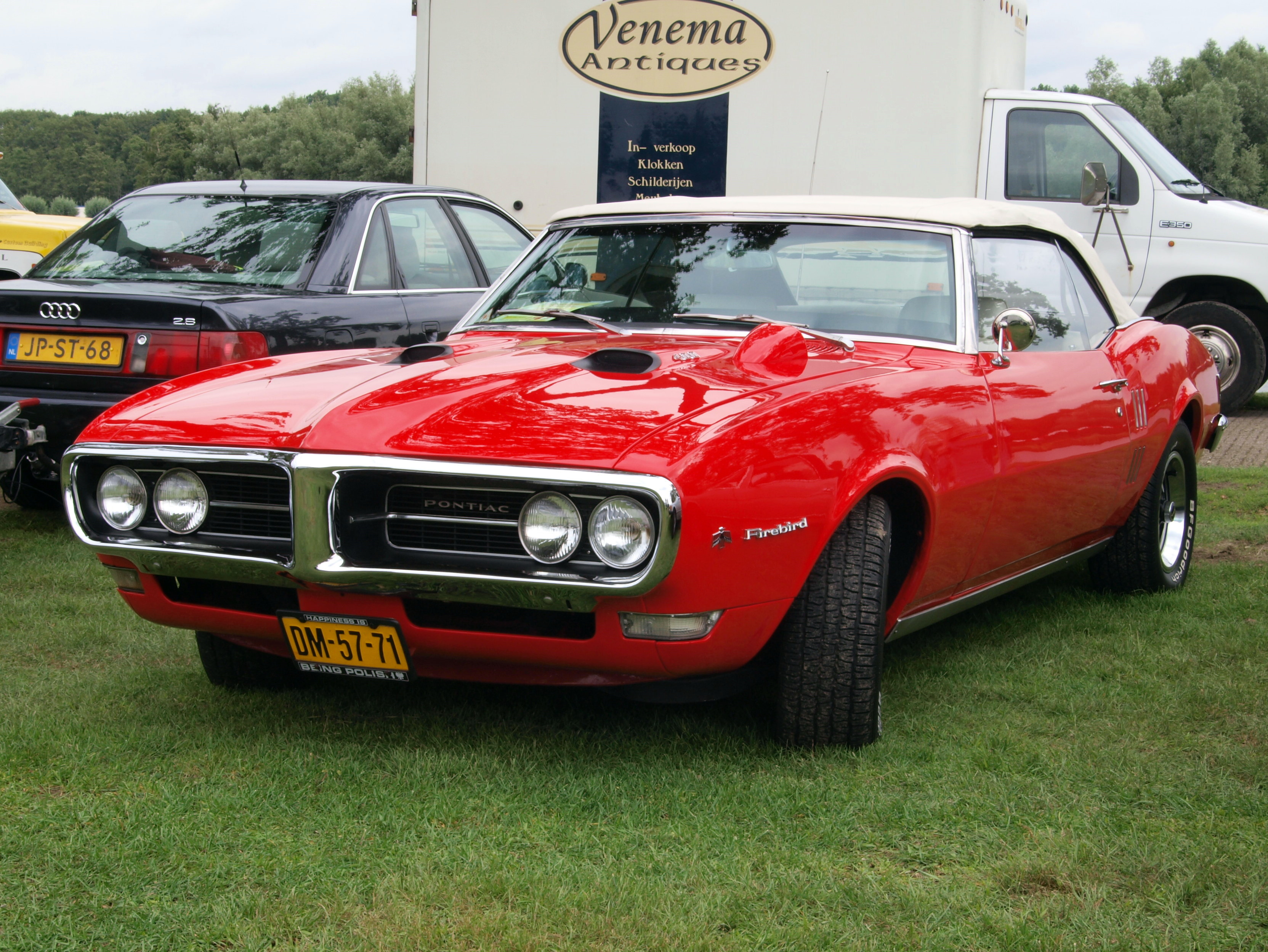 파일:external/upload.wikimedia.org/1968_Pontiac_Firebird_400%2C_Dutch_licence_registration_DM-57-71_p1.jpg