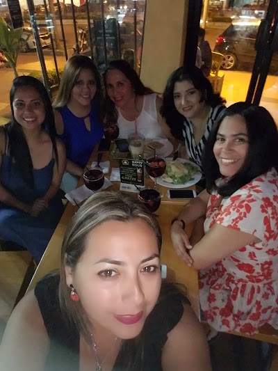 Photos of Caf&eacute; Olala