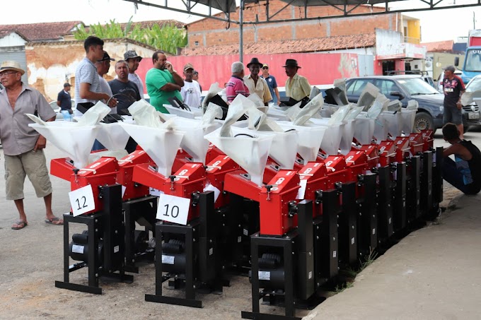Prefeitura de Maruim entrega 30 trituradores forrageiros 