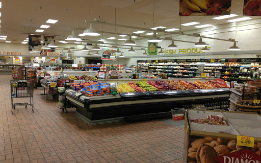 Grocery Store «Schnucks», reviews and photos, 1160 Shackelford Rd, Florissant, MO 63031, USA