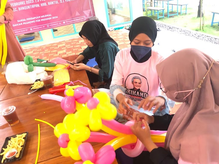 Dorong Milenial Kreatif, Srikandi Ganjar DIY Gelar Pelatihan Membuat Buket Balon