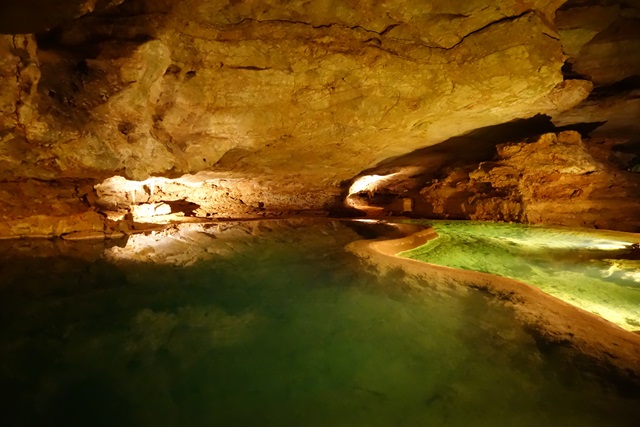 7. Rocamadur. Gouffre de Padirac. Cabrerets. Saint-Cirq-Lapopie. - De viaje por Francia: diarios, viajes y excursiones en coche. (17)