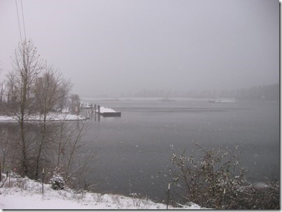 IMG_4765 Willamette River in Portland, Oregon on December 14, 2008