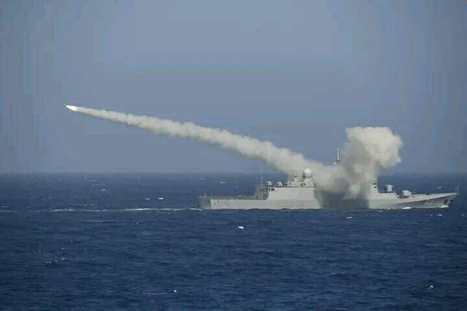 Ejército de Argelia ejecuta ejercicios navales en la parte occidental del mediterráneo. 