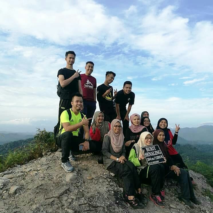 Hiking Bukit Senaling, Negeri Sembilan - Noni Shuhada