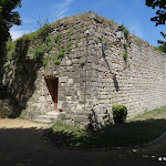 Ancien château : tour Thibaut