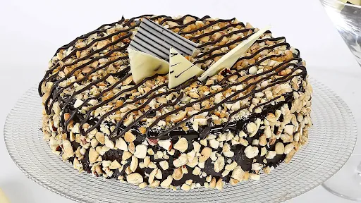 Chocolate Crunchy Cake