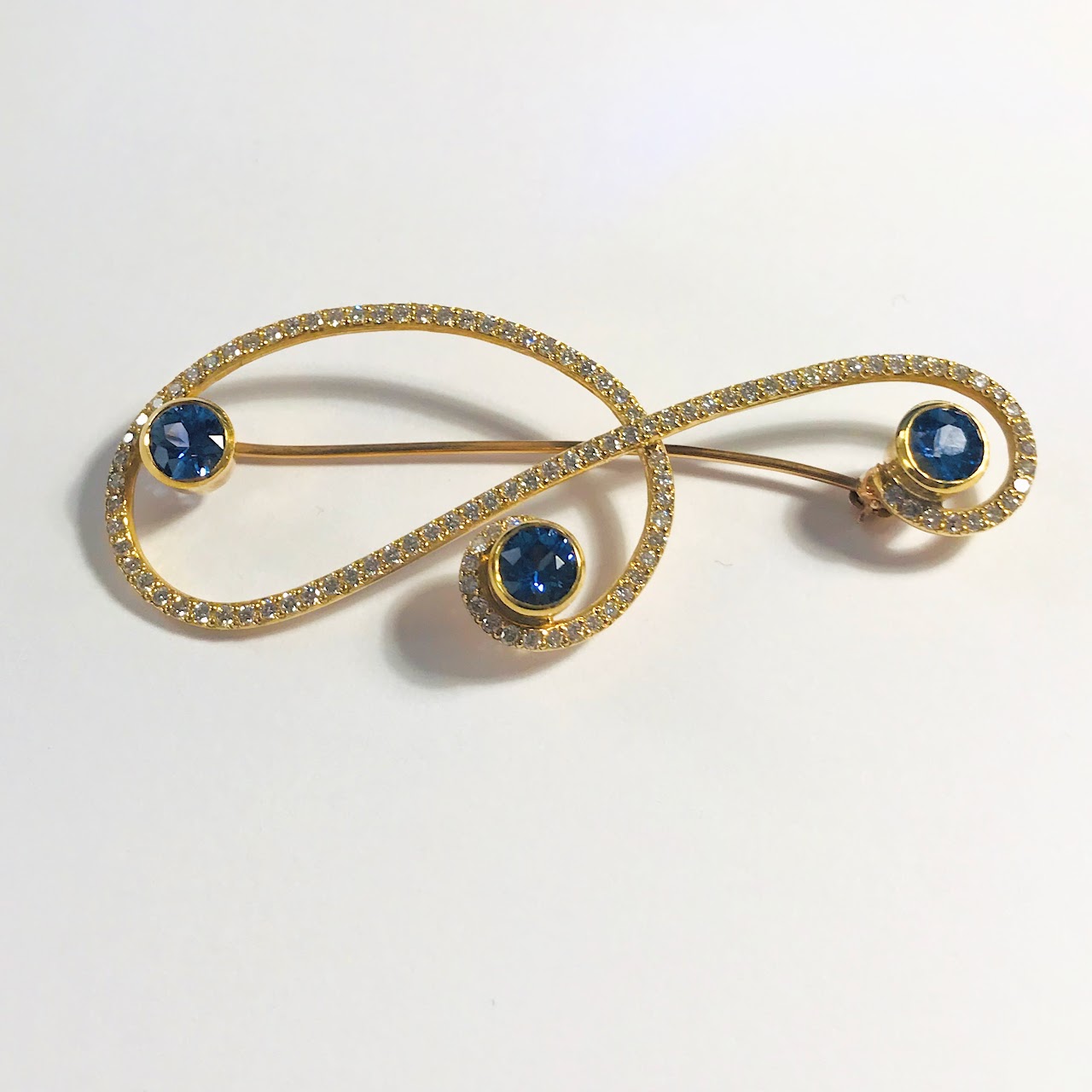 18K Gold, Diamond and Tanzanite Michael B. Brooch