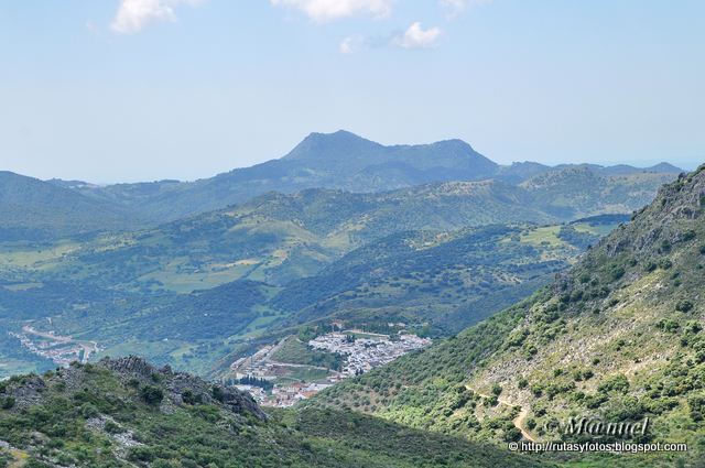 Circular Sierra Blanquilla y ascenso al Martin Gil