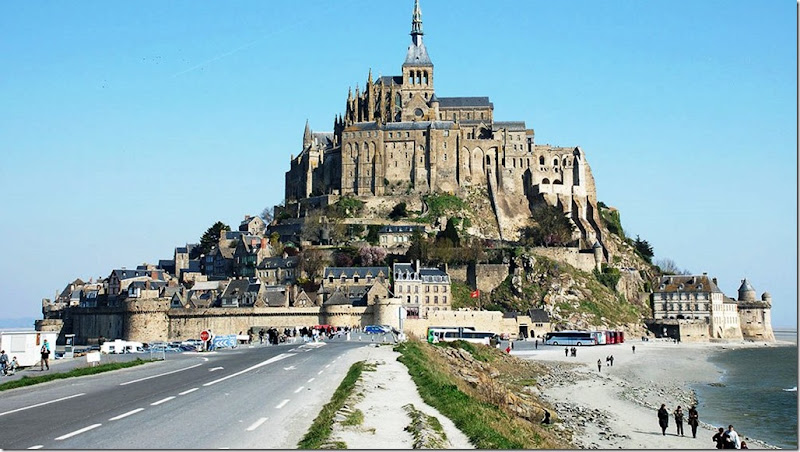 Mont Saint Michel (from nexttriptourism.com)