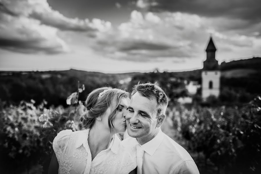 Fotografo di matrimoni Miloš Nejezchleb (milosnejezchle). Foto del 17 settembre 2017