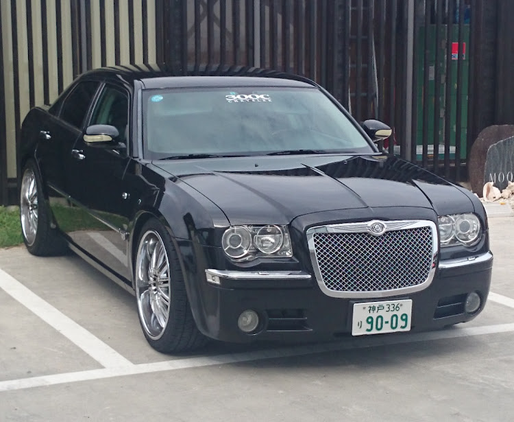300C セダンのnaoさんが投稿したカスタム事例の投稿画像1枚目