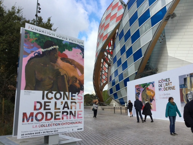 Daniel Buren Brings Color to Frank Gehry's Fondation Louis Vuitton