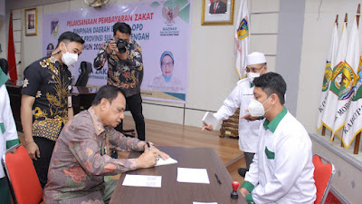 Wagub Ajak Pejabat Berzakat