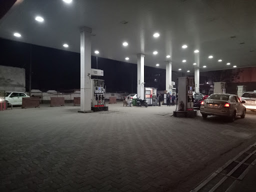 Indian Oil and CNG Station, Delhi-Gurgaon Expy, Block R, Mahipalpur Village, Mahipalpur, New Delhi, Delhi 110037, India, Petrol_Pump, state DL