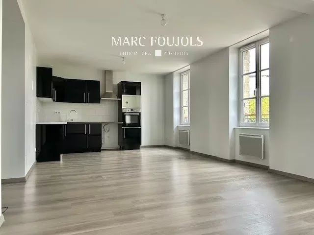 Location  appartement 3 pièces 63.21 m² à Chantilly (60500), 1 380 €