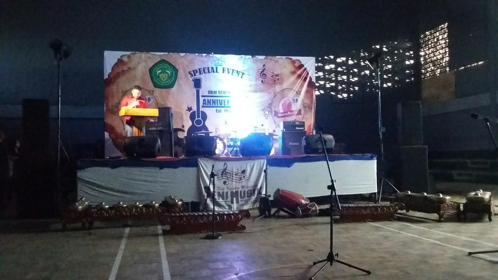 Menyatukan Perbedaan di Acara Anniversary UKM Seni Musik 