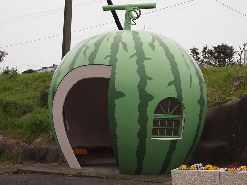 konagai-isahaya-fruit-bus-stops-9