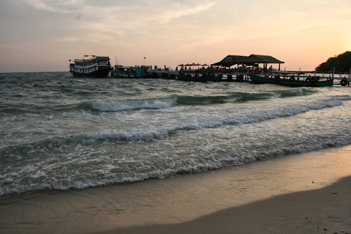 Sihanoukville, реально. как он есть, новичкам, февраль 2014.