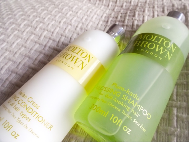 Metropolitan landsby Flyselskaber Molton Brown Glossing /Purifying Shampoo Conditioner | Review | Sarah Deluxe