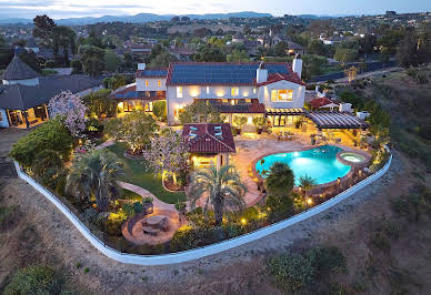 House with pool and garden 2