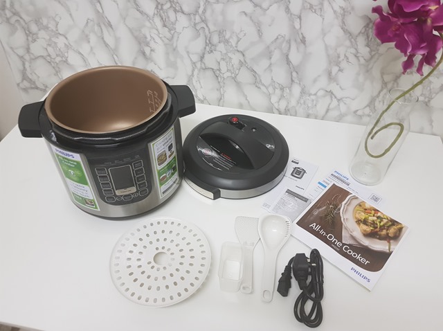 Philips All-in-One Pressure Cooker HD 2137