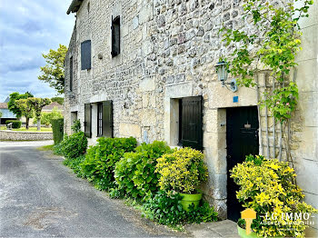 maison à Saint-Quantin-de-Rançanne (17)