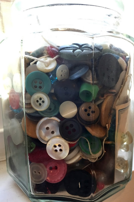 2-Vintage Buttons homework