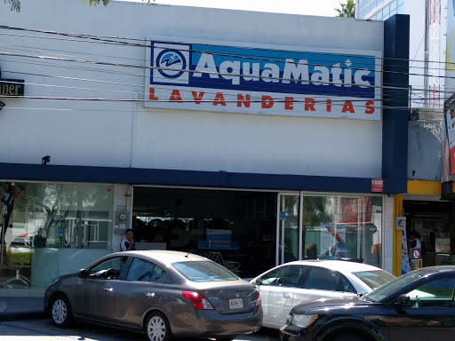 Lavanderias Aquamatic, Av. Pablo Neruda 2919-A, Providencia, 44620 Guadalajara, Jal., México, Servicio de lavandería | Guadalajara