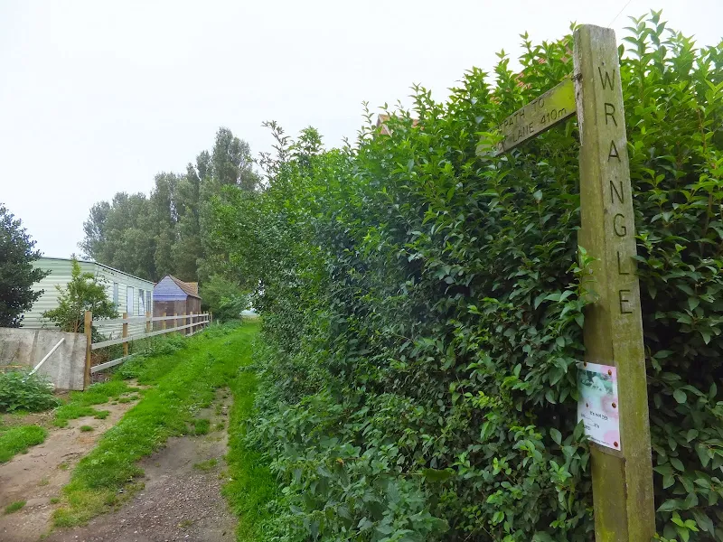 Footpath to Wrangle