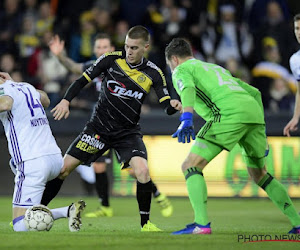 Lokeren-youngster kijkt al uit naar PO2: "Een <i> toernooike </i> graag met AA Gent én Standard, en eventueel Antwerp of Lierse"