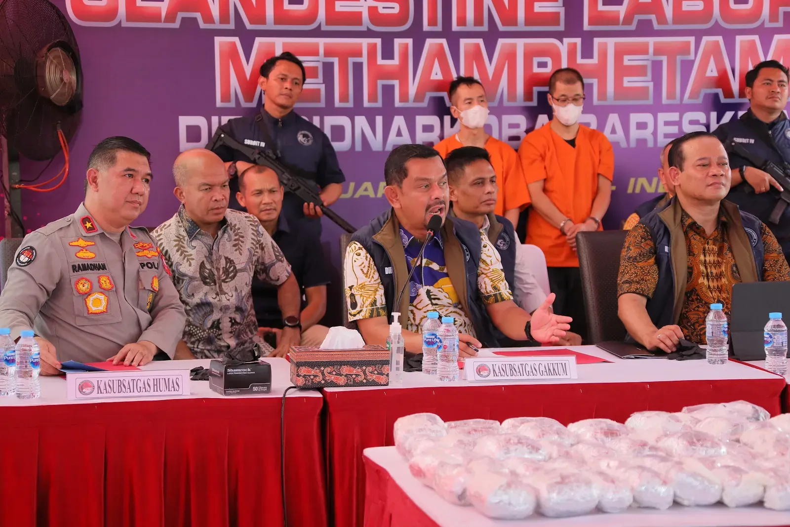 Kasatgas Penanggulangan Penyalahgunaan dan Peredaran Gelap Narkoba Irjen Asep Edi Suheri  mengungkapkan, jumlah tersebut merupakan hasil penangkapan dari 18 Oktober hingga 14 November. (Foto istimewa)