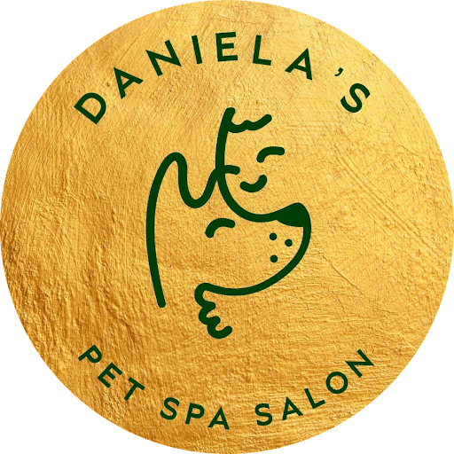 Daniela’s Pet Spa & Salon logo