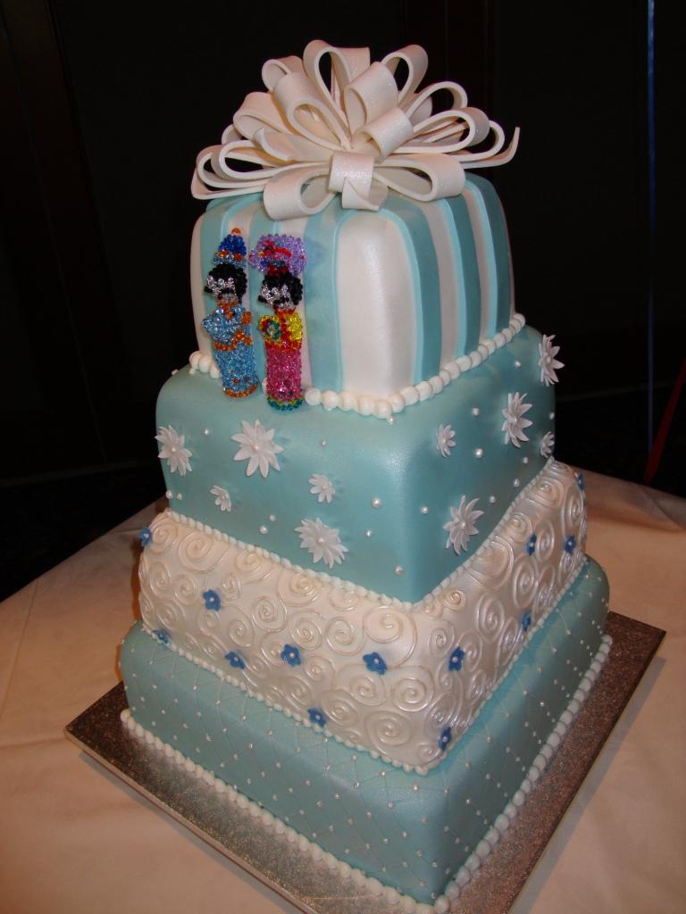 white wedding cake Blue