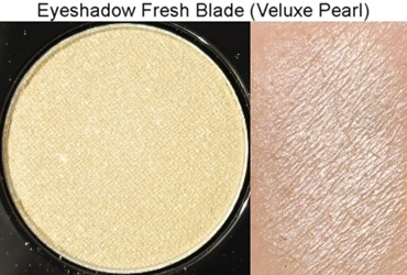 FreshBladeVeluxePearlEyeshadowMAC3