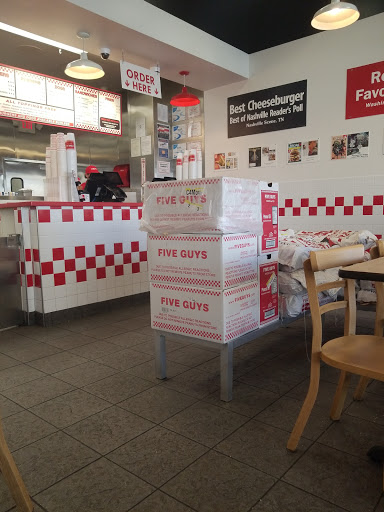 Fast Food Restaurant «Five Guys», reviews and photos, 1689 Campbell Ln, Bowling Green, KY 42104, USA