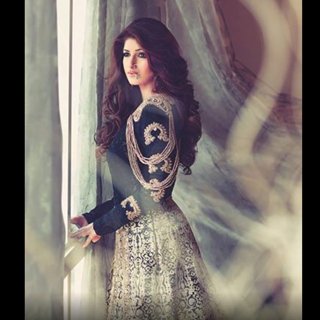 Twinkle Khanna Dp Profile Pics