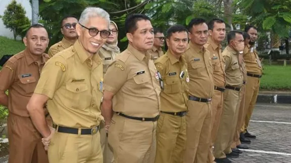 Pimpin Apel Gabungan, Berikut Arahan Sekda Padang Andree Algamar!