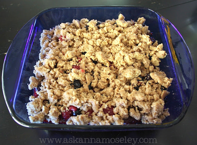 Delicious and simple berry crumble that's easy to make and sure to please any crowd. | Ask Anna