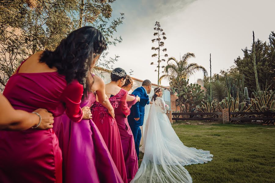 Fotógrafo de casamento Isaac Aguirre (aguirrefoto). Foto de 4 de junho 2022