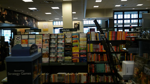 Book Store «Barnes & Noble», reviews and photos, 3100 Main St #1400, Maumee, OH 43537, USA