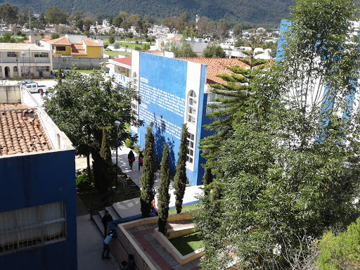 Escuela de Lenguas Universidad Autonoma de Chiapas, Javier López Moreno S/N, Barrio de Fatima, 29264 San Cristóbal de las Casas, Chis., México, Escuela pública | CHIS