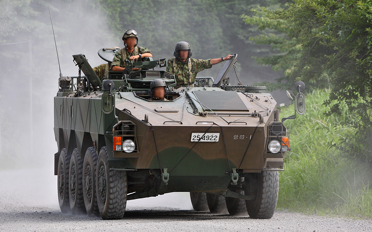 파일:external/upload.wikimedia.org/JGSDF_APC_Type_96_001.jpg