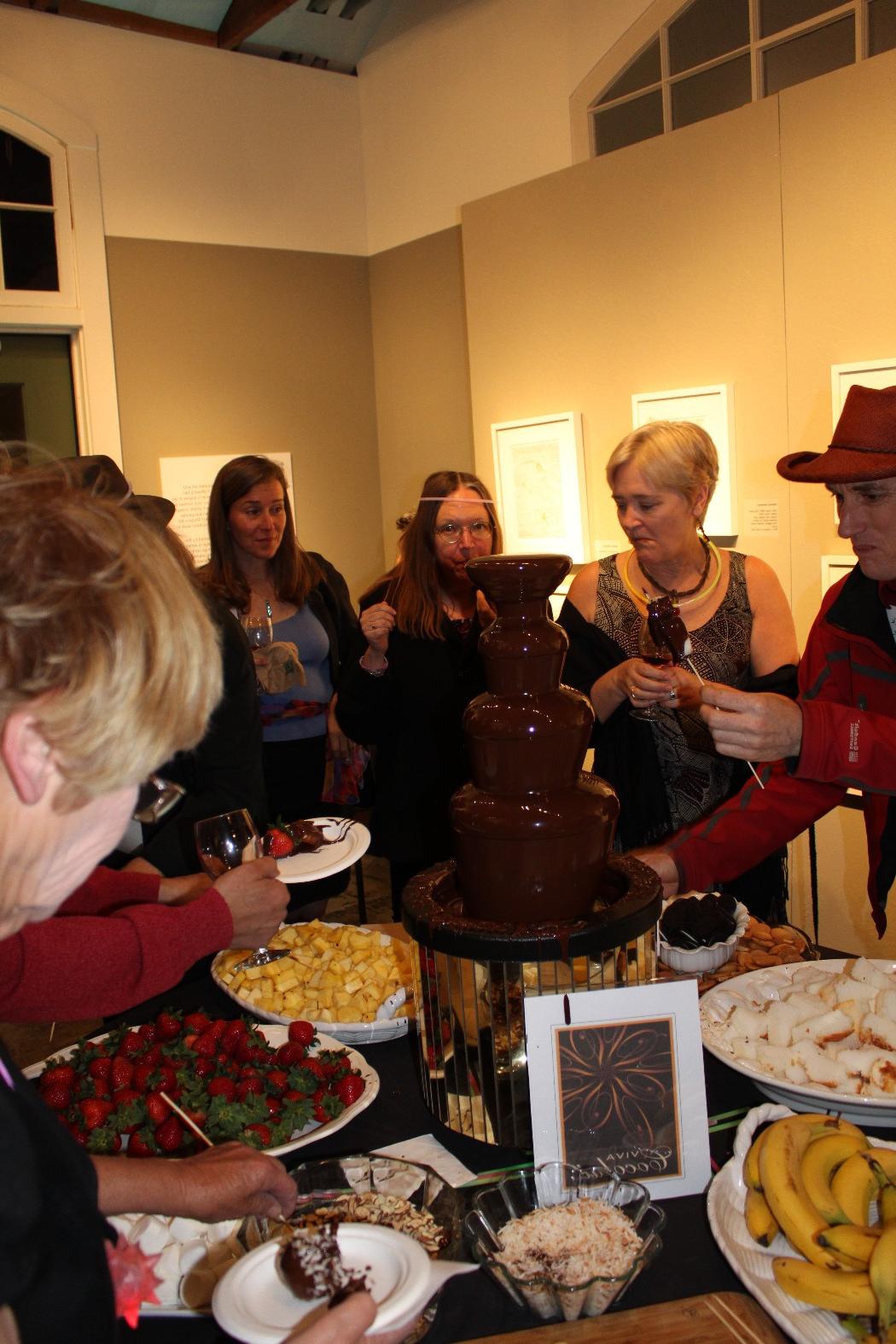 chocolate fondue fountain