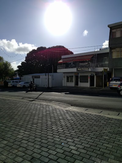 Photos of Shop Express