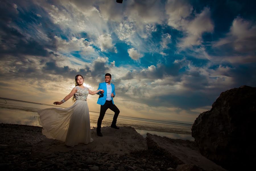 Wedding photographer Dzhasur Negmatov (jnartphoto1989). Photo of 13 November 2016