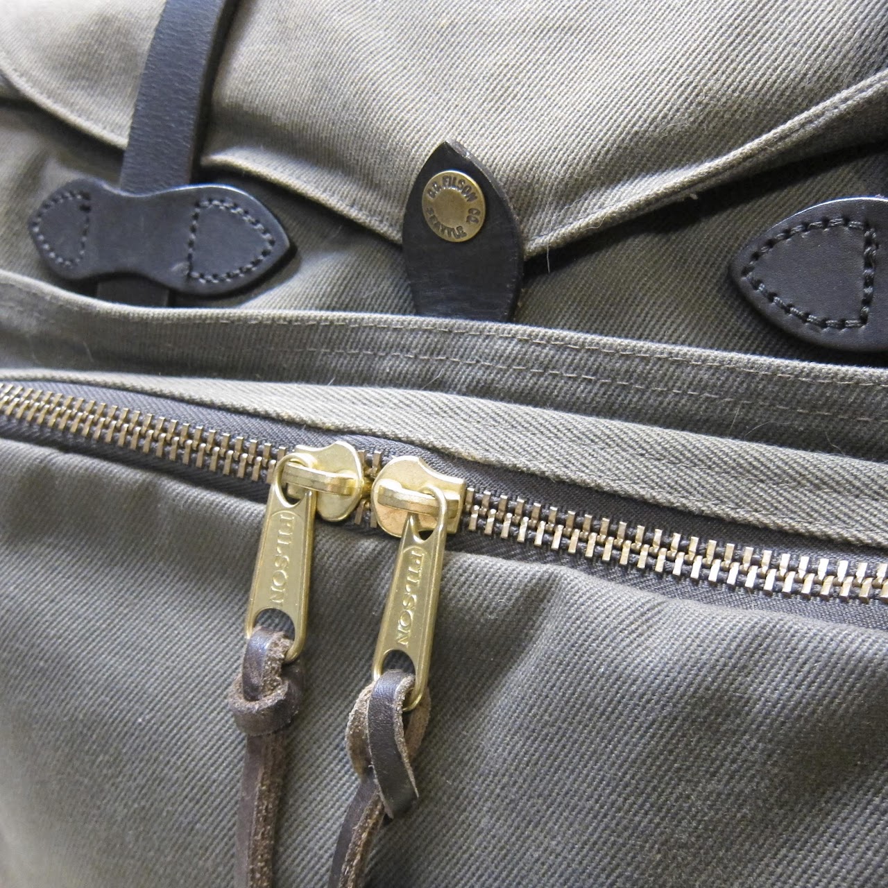 Filson Rugged Twill Padded Computer Bag