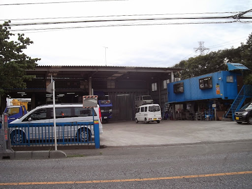 有 横田自動車整備工場 上赤坂の自動車整備工場