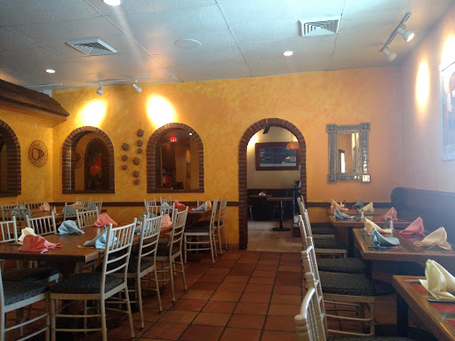 Restaurant «Senor Panchos Mexican Restaurant», reviews and photos, 385 Main St S, Southbury, CT 06488, USA