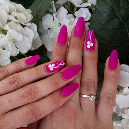 Rosy - Create your nails logo